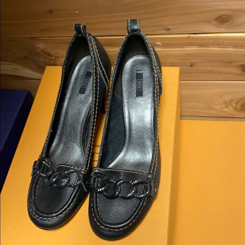 Mango heel pumps